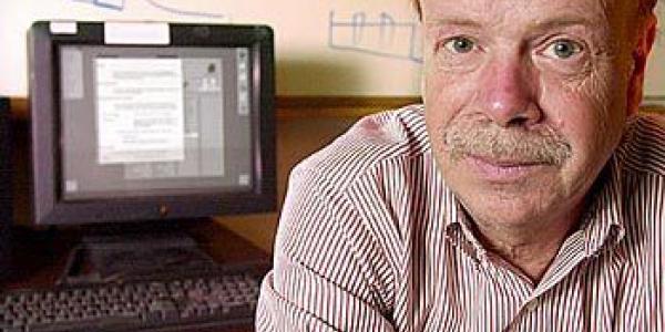 Paul Kunz with NeXT machine at SLAC